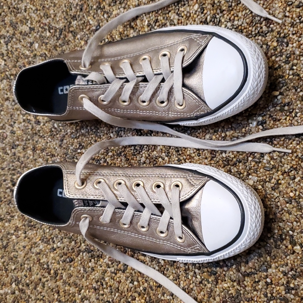 CONVERSE WOMEN'S ALL STAR Chuck Taylor Sneakers Size 7